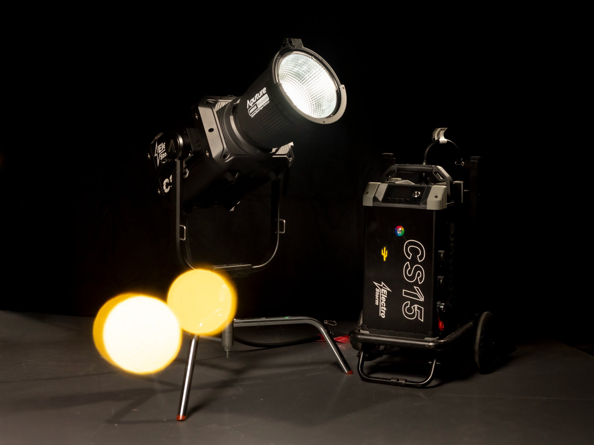 Aputure Electro Storm CS15 1500W LED Hire London | Yellow Cactus